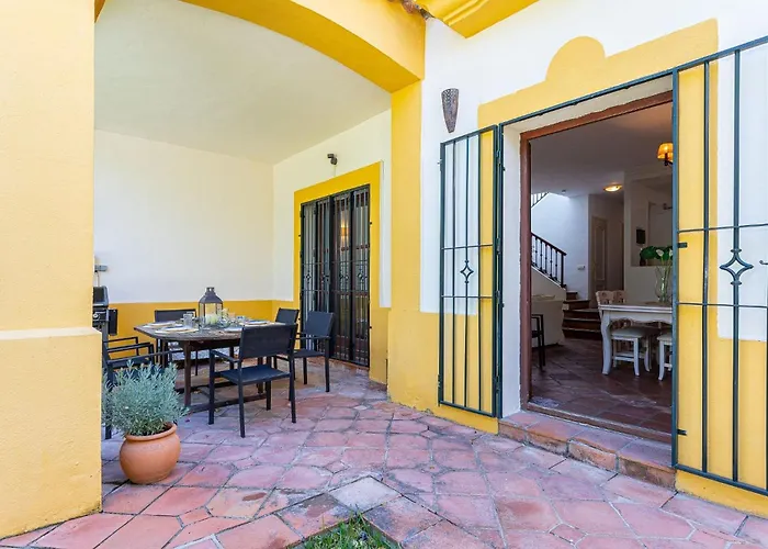 ヴィラ Isla De Guadalmina Townhouse *