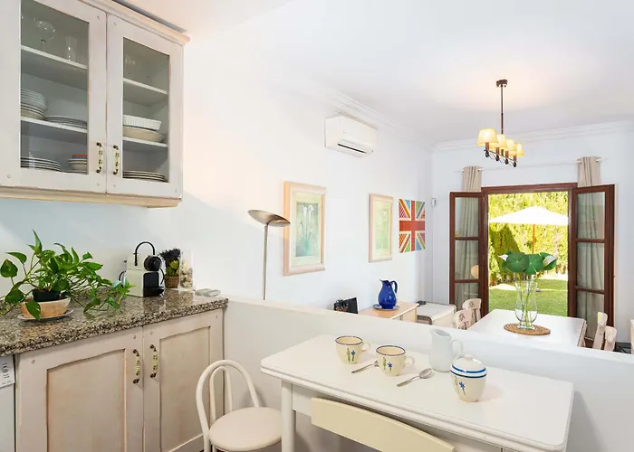 Isla De Guadalmina Townhouse マルベーリャ