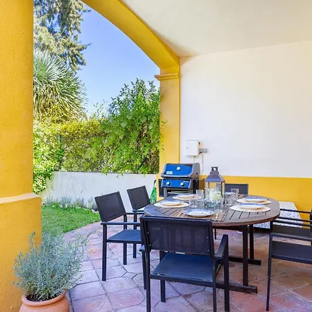 Isla De Guadalmina Townhouse *