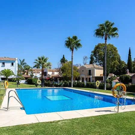 Isla De Guadalmina Townhouse Villa