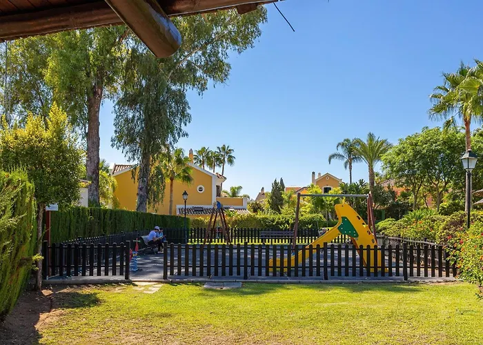Isla De Guadalmina Townhouse Villa Marbella