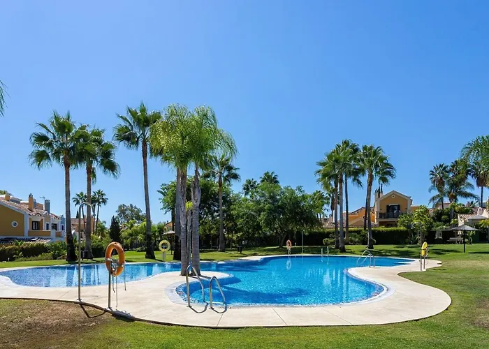 Isla De Guadalmina Townhouse Villa Marbella